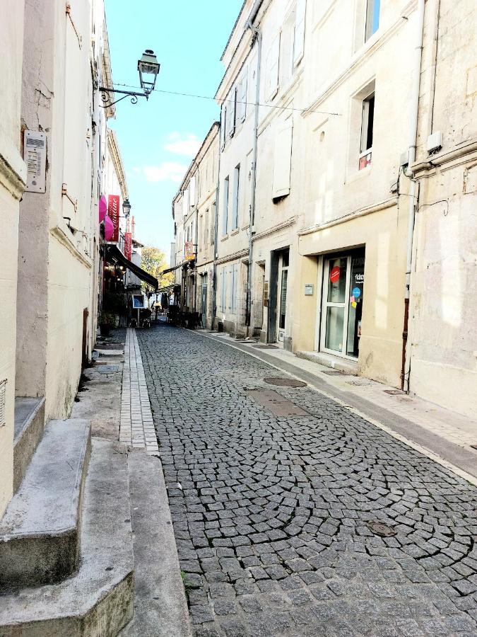 Studio Cosy Dans Le Centre Historique Wifi Ангулем Экстерьер фото